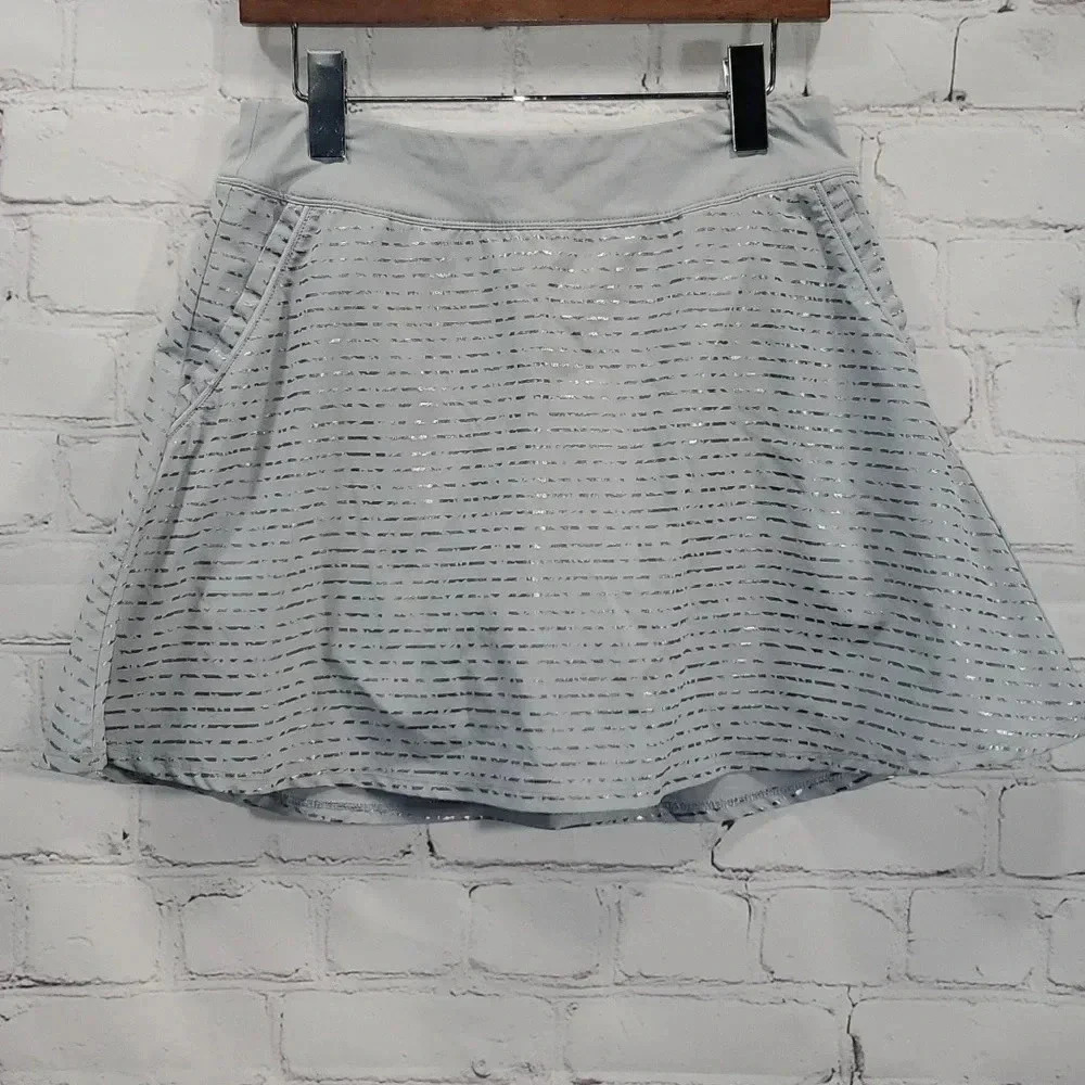 Under Armour Gray/Silver Tennis Skirt Size Small